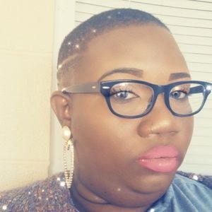 Meet your Posher, Aimee